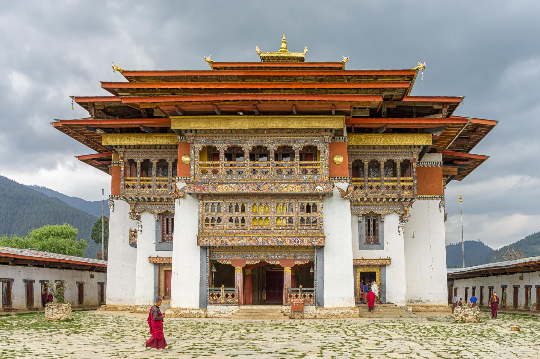 Gangtey : Bhutan, The Land of Happiness : ELIZABETH SANJUAN PHOTOGRAPHY