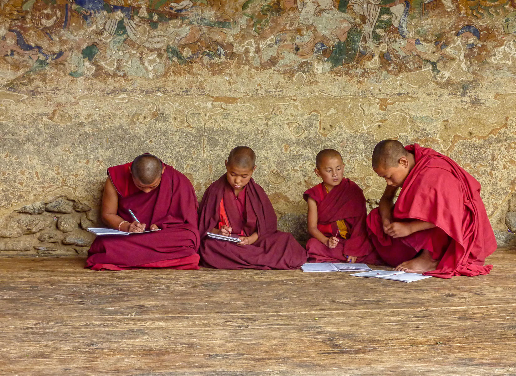 Study Time : Bhutan, The Land of Happiness : ELIZABETH SANJUAN PHOTOGRAPHY