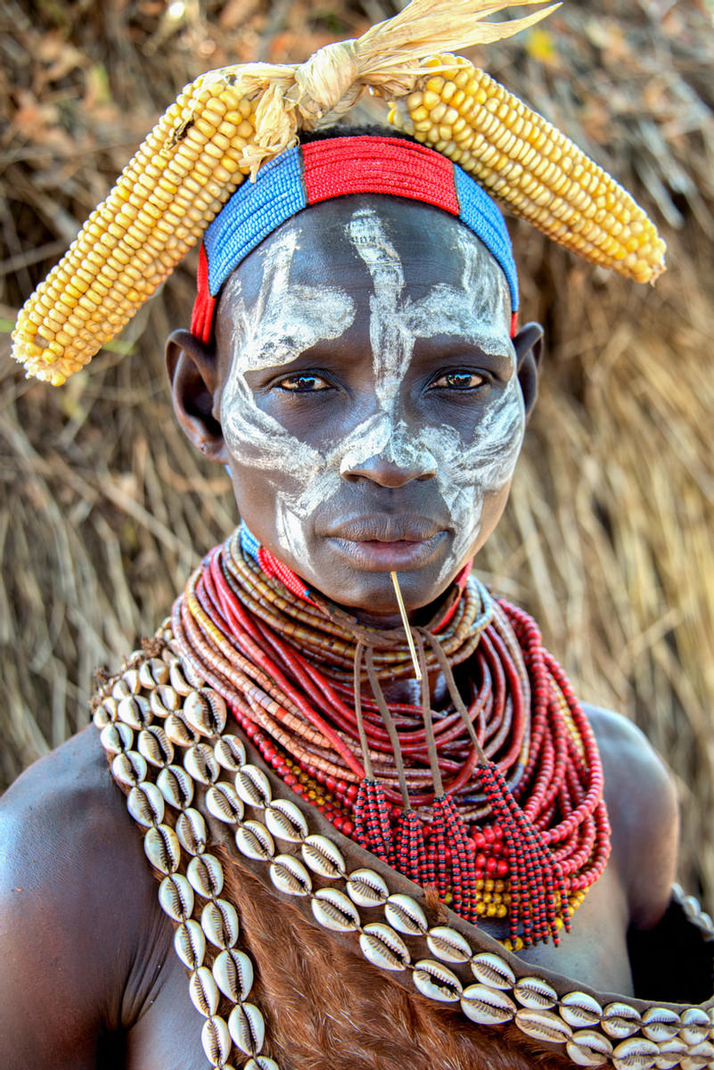 Maize : Ethiopia,  Vanishing Omo Tribess : ELIZABETH SANJUAN PHOTOGRAPHY
