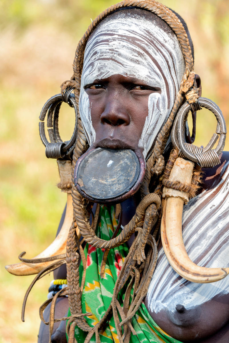 Mursi  : Ethiopia,  Vanishing Omo Tribess : ELIZABETH SANJUAN PHOTOGRAPHY