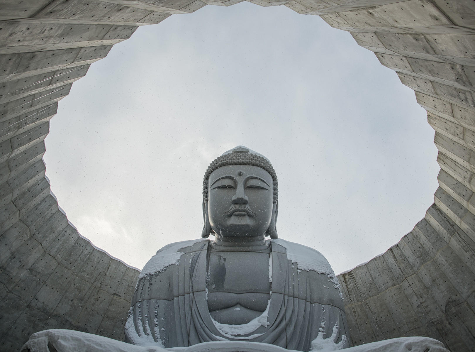 Buddha : Japan, Hokkaido, Silent Snow : ELIZABETH SANJUAN PHOTOGRAPHY