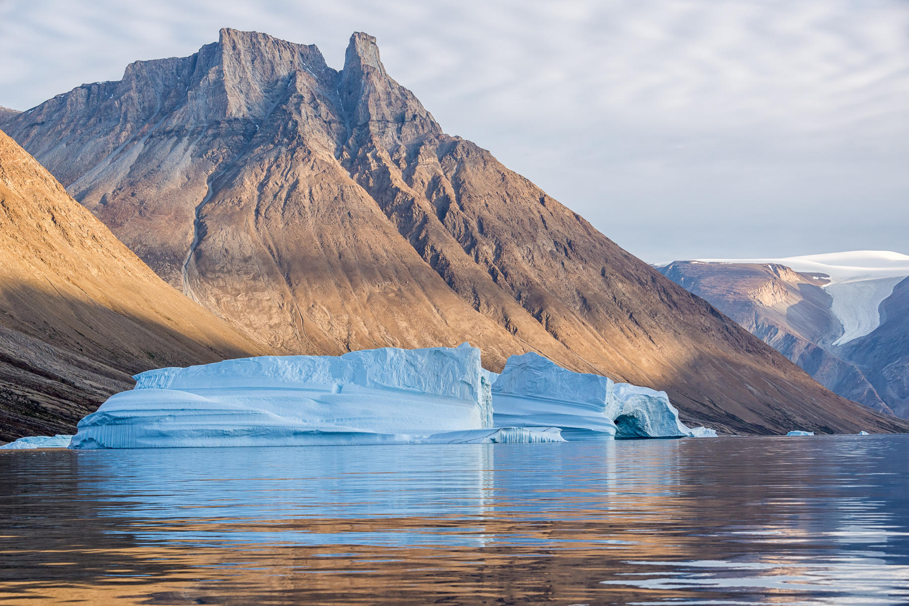 The Channel, Greenland : Arctic, A Sea of Ice : ELIZABETH SANJUAN PHOTOGRAPHY