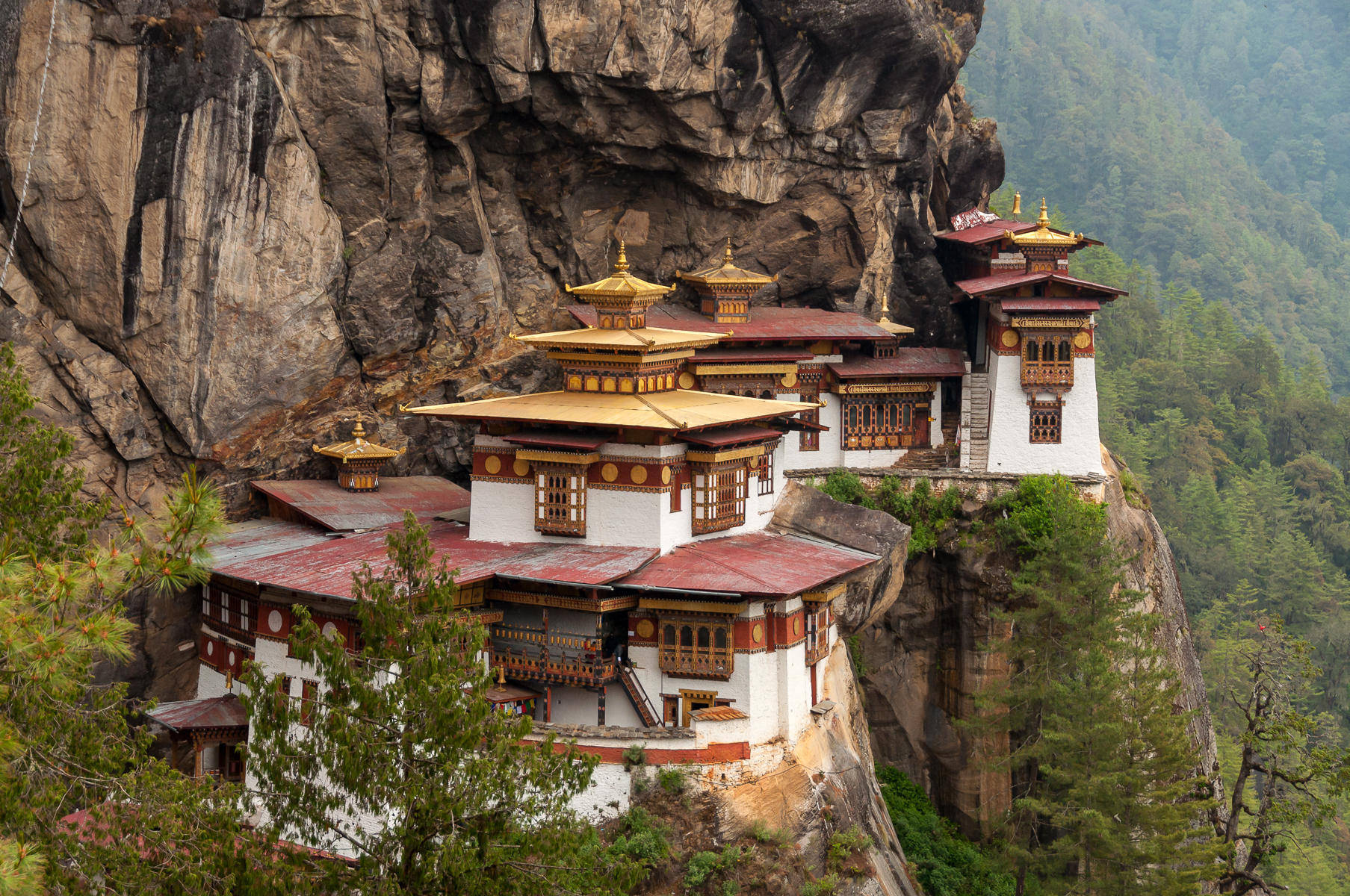 Tiger's Nest, 
 : Bhutan, The Land of Happiness : ELIZABETH SANJUAN PHOTOGRAPHY