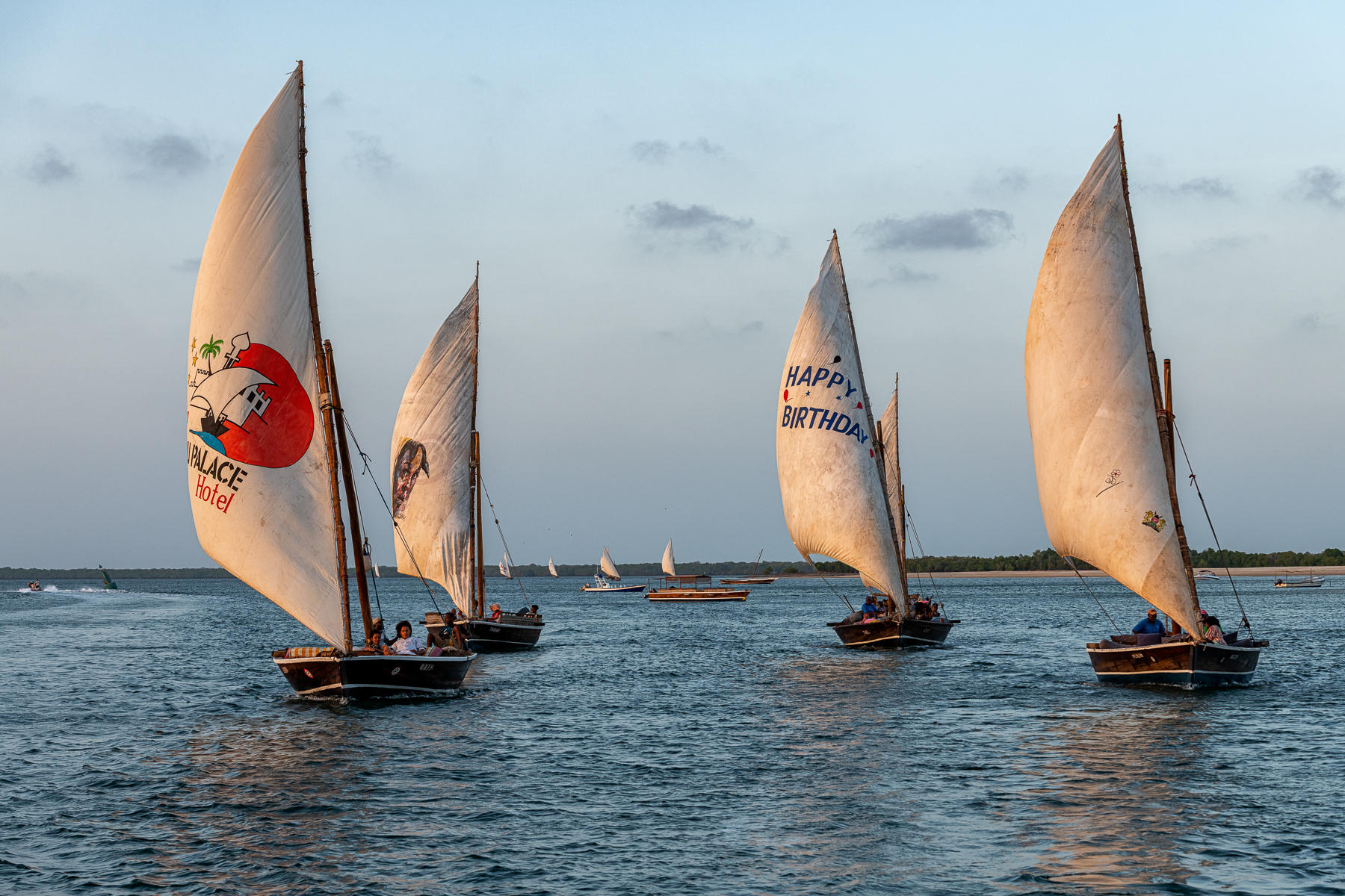 Sunset Dhow Sail : Kenya, Lamu, Where the World is Still : ELIZABETH SANJUAN PHOTOGRAPHY