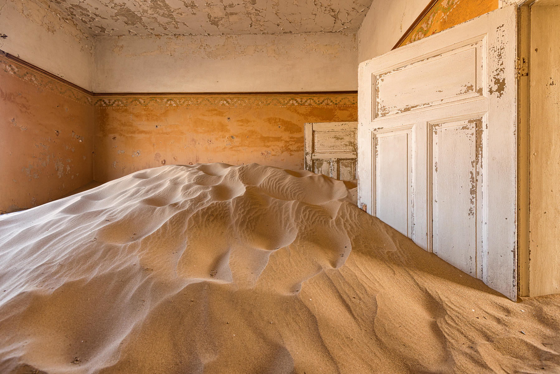 Living Room : Namibia, The Land of Dunes : ELIZABETH SANJUAN PHOTOGRAPHY