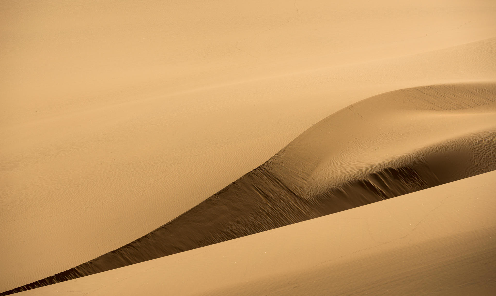 Chasm : Namibia, The Land of Dunes : ELIZABETH SANJUAN PHOTOGRAPHY