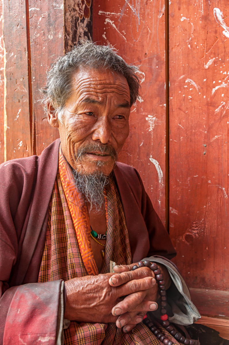 Please : Bhutan, The Land of Happiness : ELIZABETH SANJUAN PHOTOGRAPHY