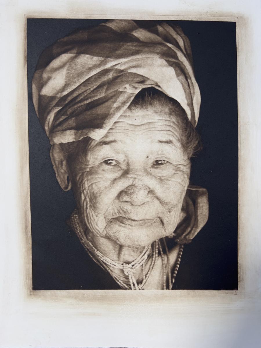 Vietnam : Intaglio : ELIZABETH SANJUAN PHOTOGRAPHY